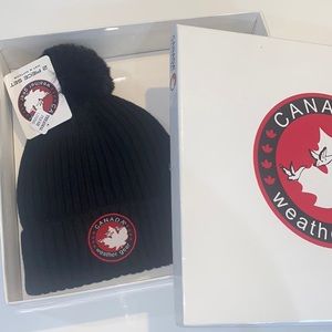 NWT Canada Weather Gear Hat